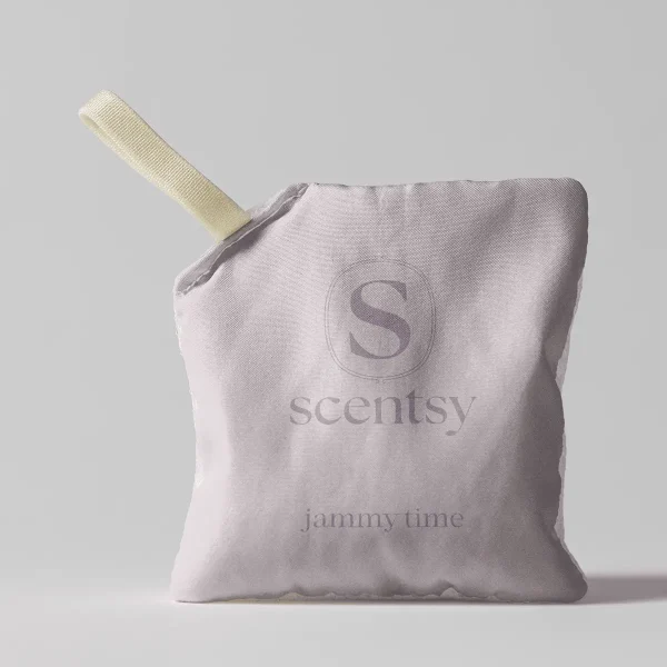 Jammy Time Scent Pak - Pale lavender fabric Scent Pak with cream-coloured fabric tab, embossed with the Scentsy logo and "Jammy Time" text