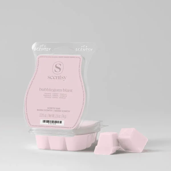 Light pink Scentsy wax bar melts in the Bubblegum Blast Scentsy Bar packaging, with three individual rounded wax cubes displayed in front of the clear plastic clamshell package
