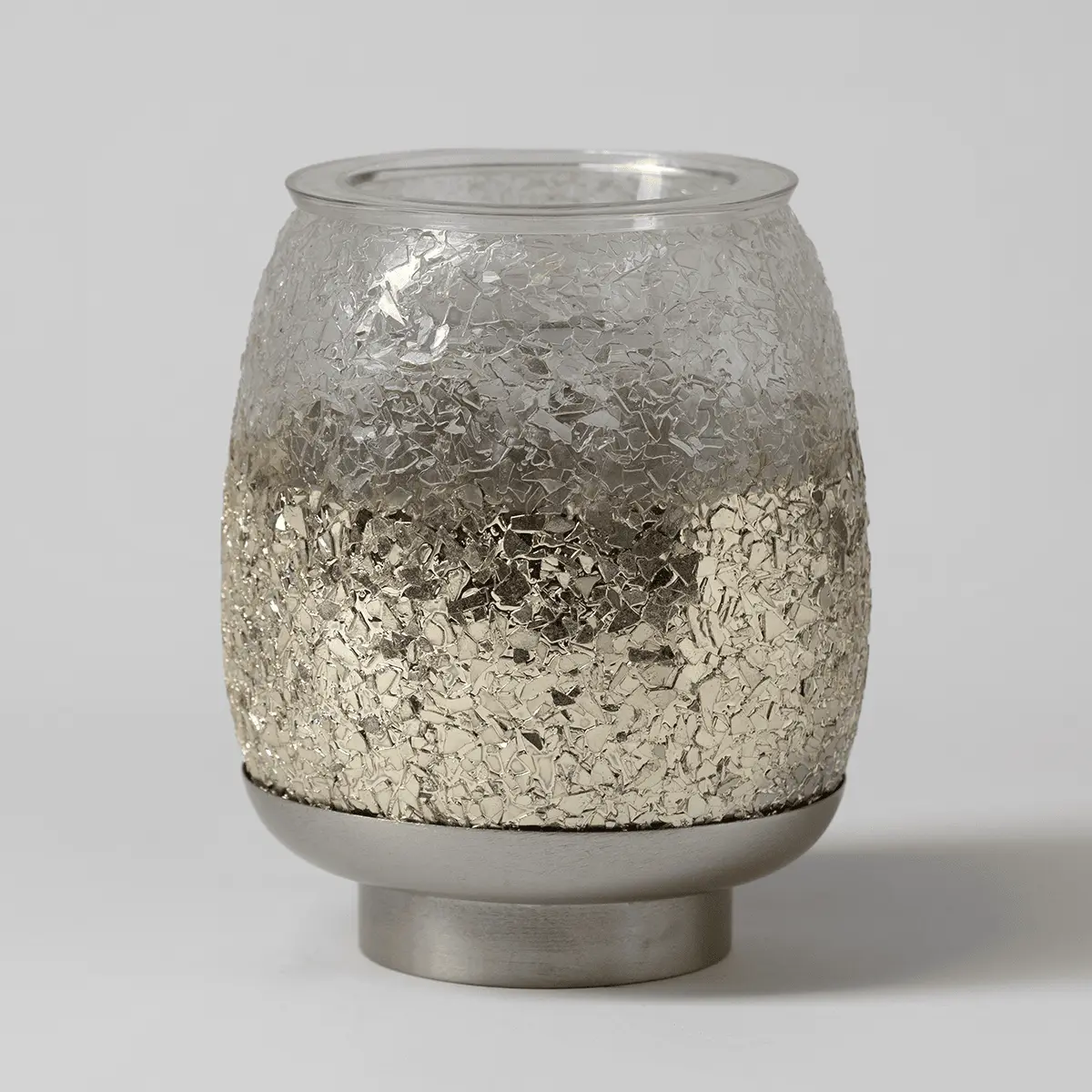 Textured glass warmer with a crackled silver foil finish and brushed metal base, the Glisten Scentsy Warmer