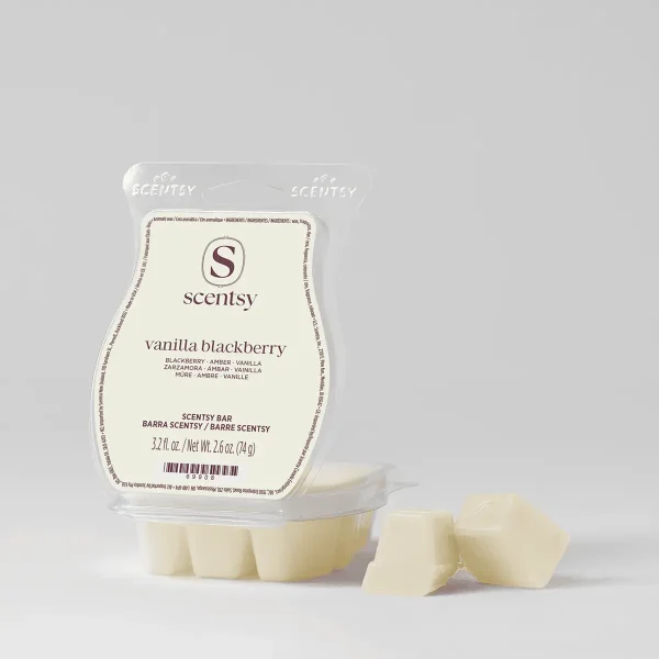 Vanilla Blackberry Scentsy Bar in cream-coloured wax, shown both in its clear clamshell packaging with label and as individual broken pieces beside it