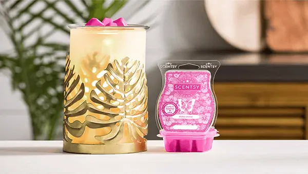 Luxe Leaves and Scentsy Bar