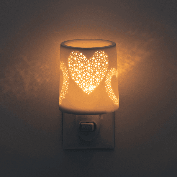 Hear to Heart Mini Scentsy Warmer - Dark Room