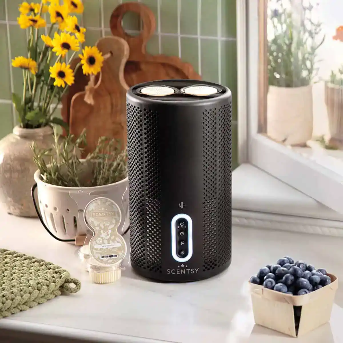 Scentsy Air Purifier Black with Pods - Styled