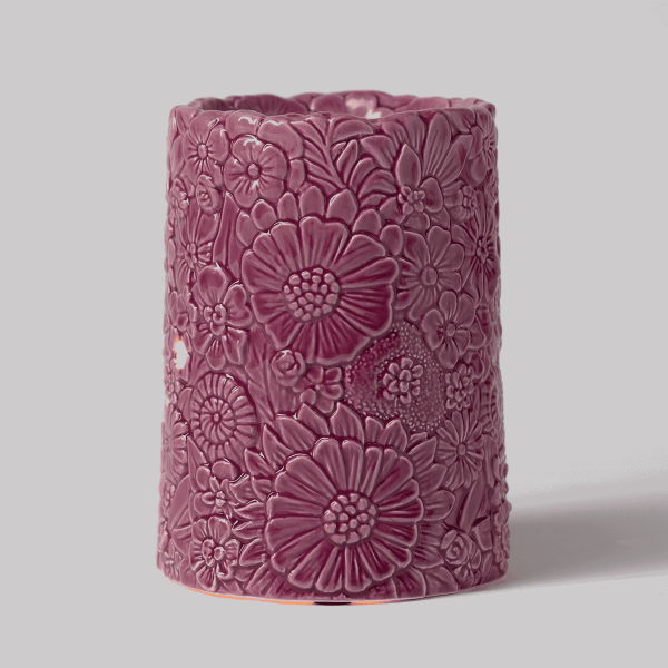 Dusky Petals Scentsy Warmer - Lit