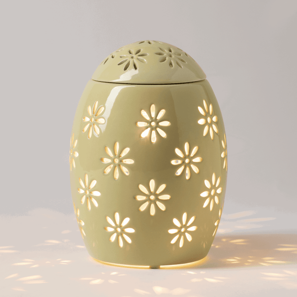 Easter Garden - Yellow Scentsy Warmer Lit