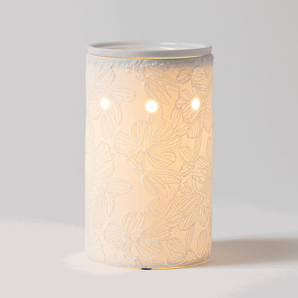 Lace & Light Scentsy Warmer - Lit