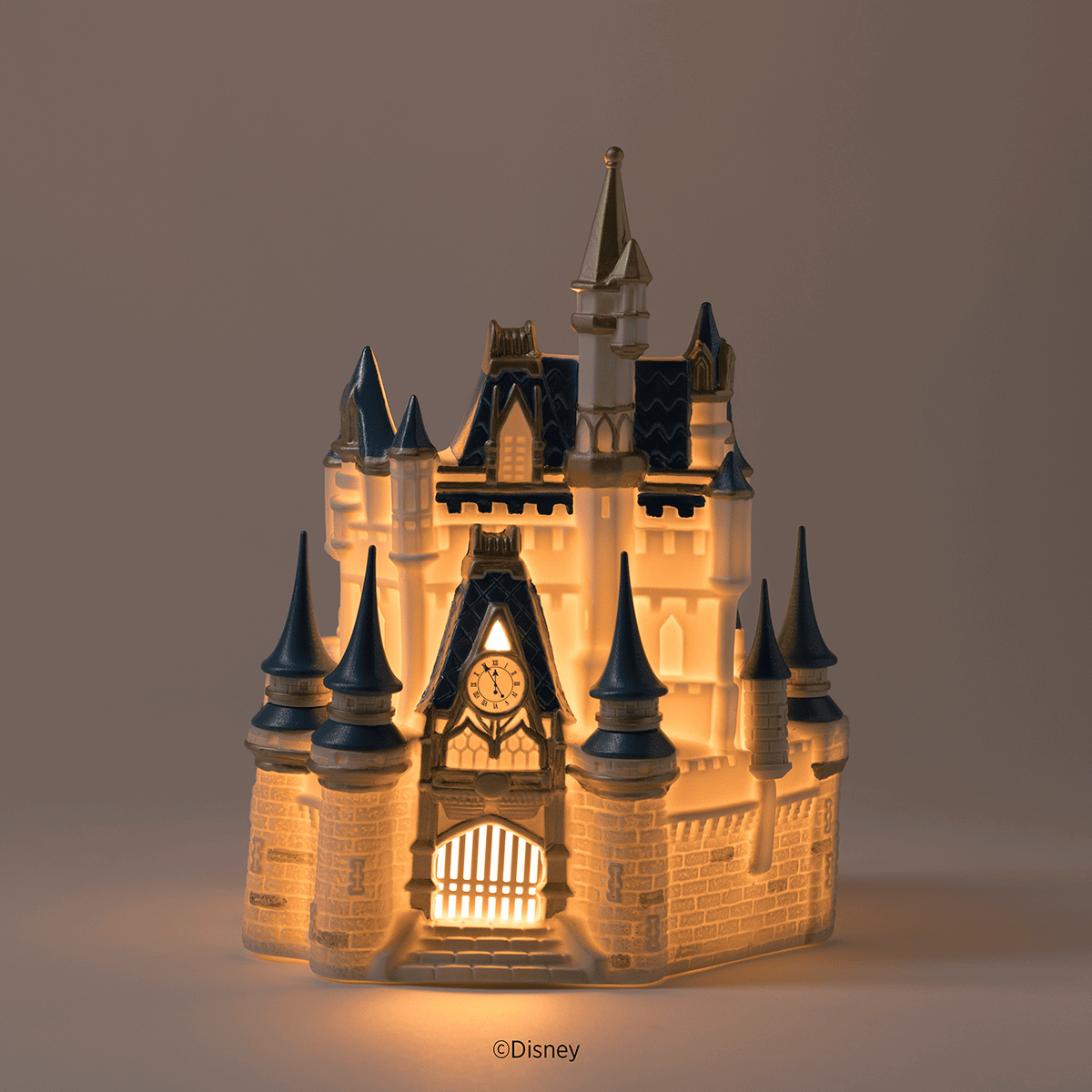 Walt Disney World: Cinderella Castle Scentsy Warmer - Dark Room