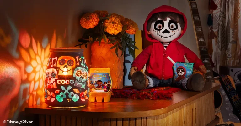 Disney Coco Collection