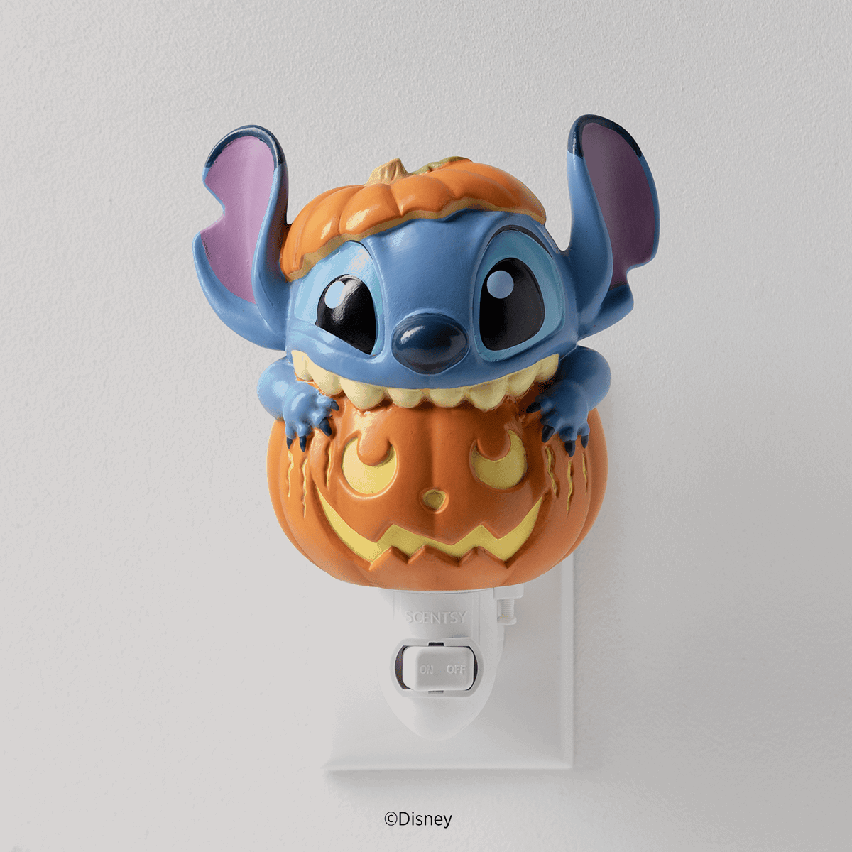 Disney Snitch: Pumpkin Trouble Mini Scentsy Warmer - Unlit